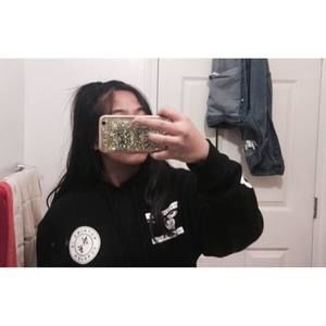 Meet your Posher, Riena